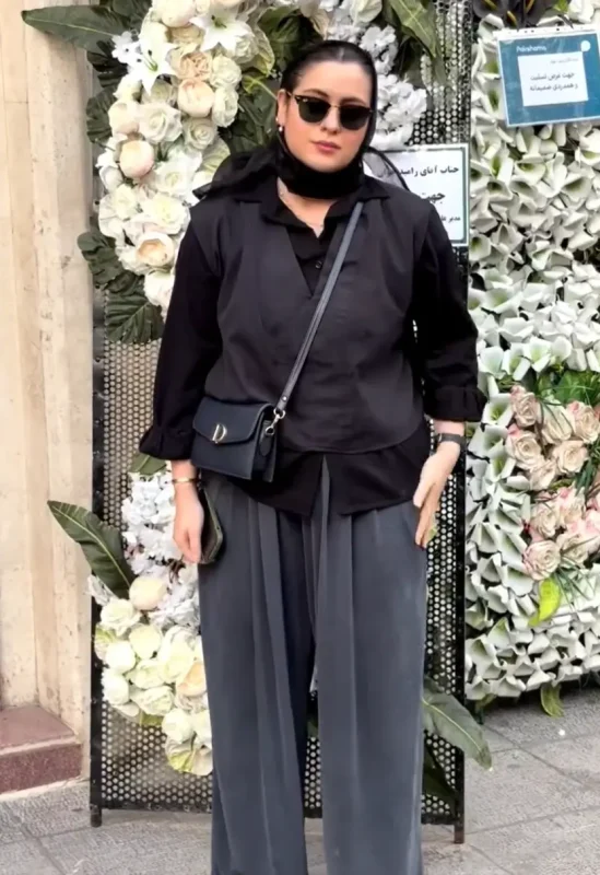 خبر روز | مراسم ختم پدر رامبد جوان با حضور چهرههای سرشناس هنری Screenshot 2025 08 09 110823