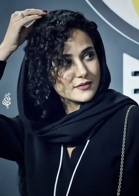 خبر روز | پریناز ایزدیار، نازنین بیاتی یا مهساحجازی کدوم استایل خاص تره! Screenshot 2025 09 06 170251 1