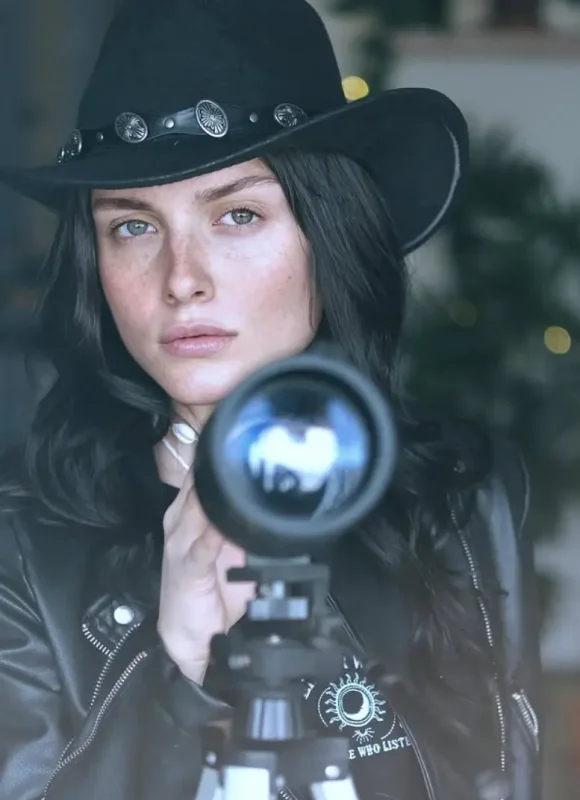 تصویر روز | پوشش عجیب فاطمه مسعودیفر Screenshot 2025 09 14 164048