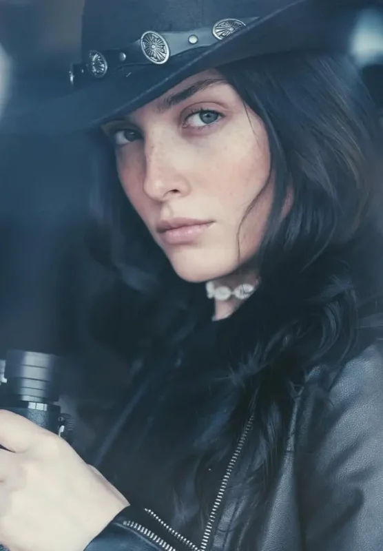 تصویر روز | پوشش عجیب فاطمه مسعودیفر Screenshot 2025 09 14 164101 1