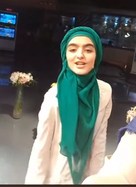 خبر روز | عکسهای جالب نیوشا علیپور «مومو کوچولو» سریال بچه مهندس 1 Screenshot 2025 09 17 142425