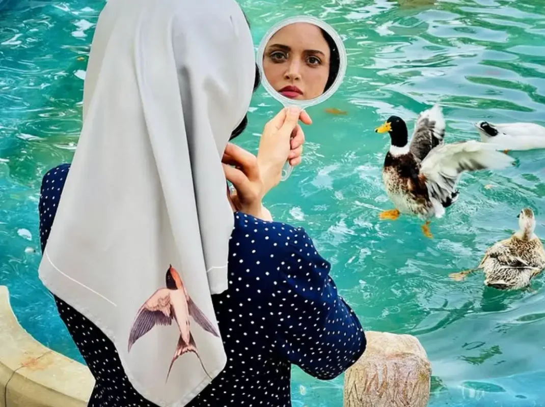 تصویر روز | نگاه جذاب به بهنوش طباطبایی در سووشون Screenshot 2025 09 17 173422 1