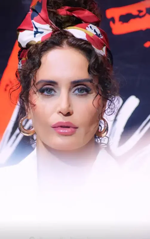 خبر روز | ببینید تیپ و استایل الناز شاکردوست در اکران گوزنهای اتوبان Screenshot 2025 09 18 021455