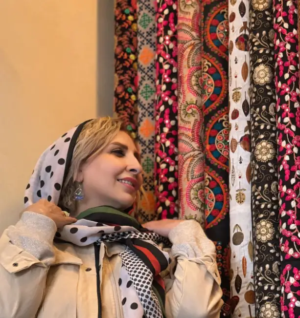 تصویر روز | استایل شیک مرجانه گلچین در محیطی دیدنی و جذاب Screenshot 2025 09 19 143111 1