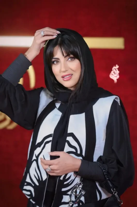 تصویر روز | چهره دیدنی هلیا امامی و استایل جذابش Screenshot 2025 09 20 000416 1