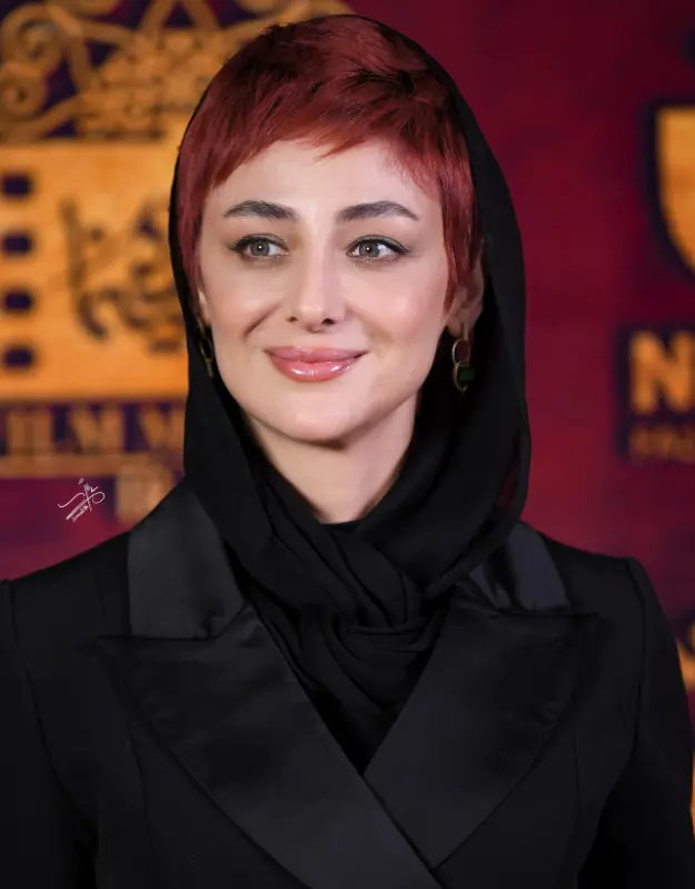 تصویر روز | ویدا جوان و دیبا زاهدی با استایل شیک و دیدنی Screenshot 2025 09 27 170717