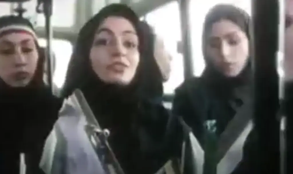 تصویر روز | مریلا زارعی و فرهاد اصلانی 22 سال قبل Screenshot 2025 09 28 192527 1