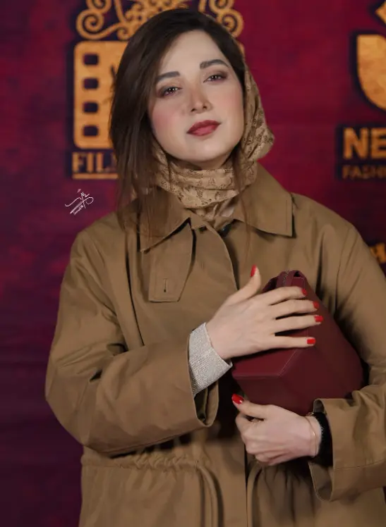 تصویر روز | روشنک گرامی در جشن عكاسان سينماى ايران Screenshot 2025 09 30 014232