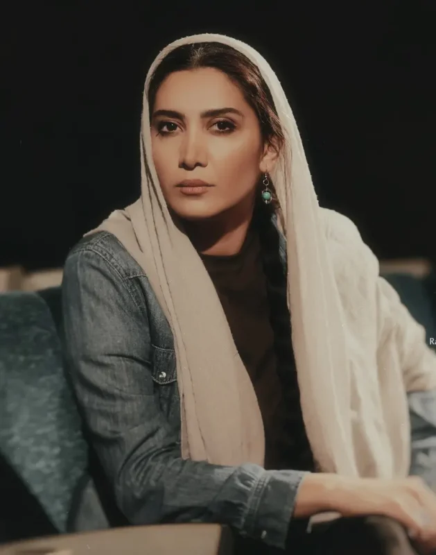 تصویر روز | نگاهی به استایل نیکی مظفری در پاییز 1404 Screenshot 2025 10 03 195335