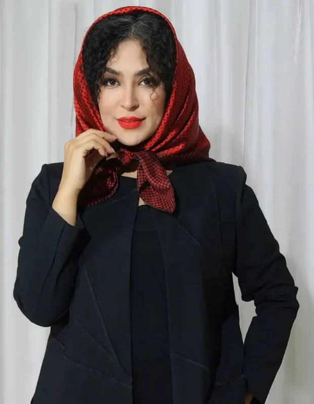 خبر روز | عکس زوج هنری فریبا طالبی و همسرش با طراحی لباس خودشان Screenshot 2025 10 04 193540 1