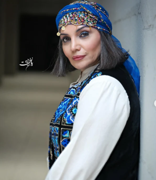 خبر روز | عکس مدلینگ «الهام پاوه نژاد» بازیگر سریال همسران Screenshot 2025 10 09 175319