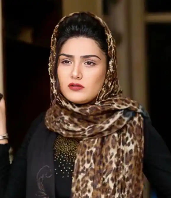 خبر روز | باران کوثری ستاره محبوب دهه هشتاد؛ ۴۰ساله شد Screenshot 2025 10 20 195637