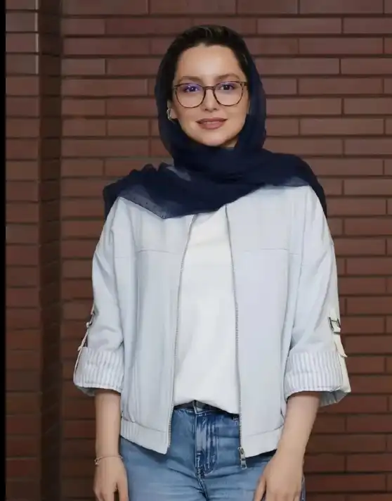 خبر روز | نازنین بیاتی با تیپ عجیب و متفاوت در باشگاه اسبسواری Screenshot 2025 10 21 191928