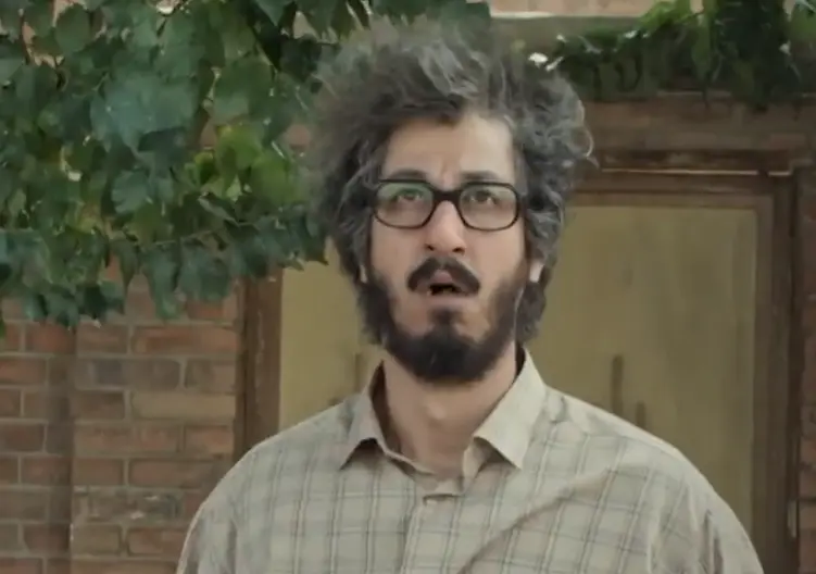 سکانس روز | مرد عینکی؛ داستانی دیدنی با بازی بهرام افشاری Screenshot 2025 11 28 014534