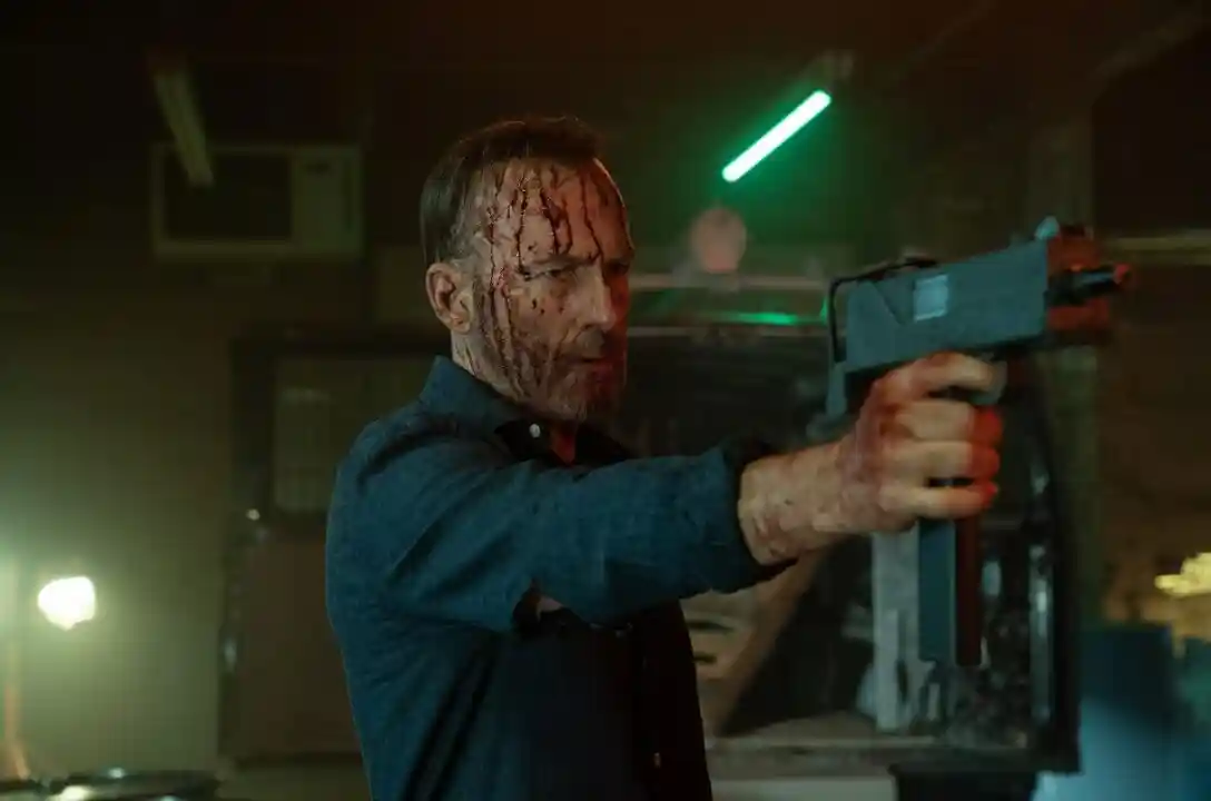 تصویر روز | نقد و بررسی فیلم Nobody 2 دنیا امنه کدام دنیا را میگی؟ Screenshot 477 1088x720 1