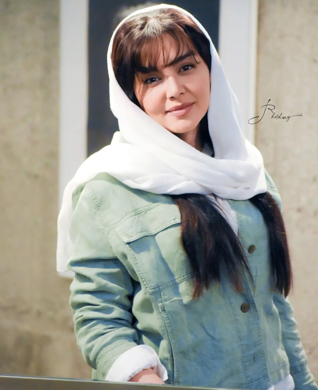 زمان چهره ها | زیبایی بی امان چهره تازه «شیرین» سریال نون خ در ۳۷ سالگی زمان چهره ها | زیبایی بی امان چهره تازه «شیرین» سریال نون خ در ۳۷ سالگی