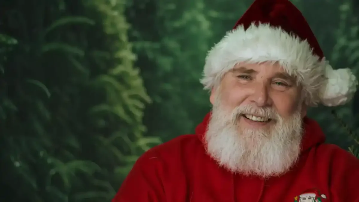 زمان آن فرا رسیده تا با تماشای بهترین فیلمهای کریسمسی سال ۲۰۲۵ لذت ببرید The Merchants of Joy 1280x720 1