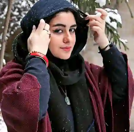 تصویر روز | زندگی فاطیما بهارمست + عکس های خصوصی YFzllDXE3yxV 1