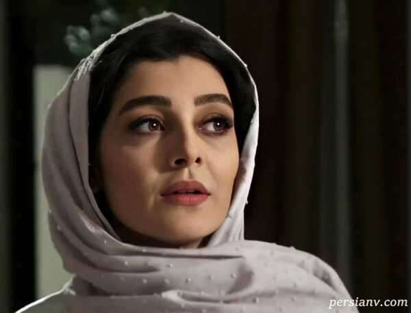 ساره بیات