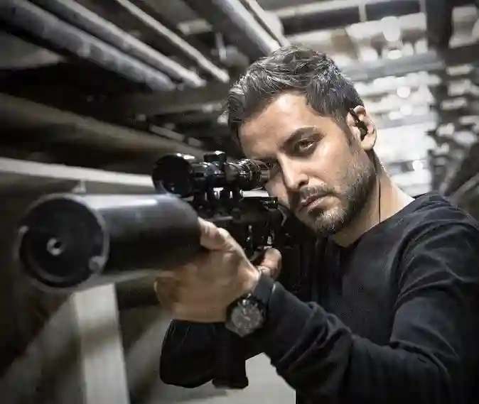 سفر در زمان| عکس «محمدعلی» سریال آنام در حال نشانه گیری با اسحله تک تیرانداز ahmadpourkhosh 1636565226 2704027563389131318 890572311