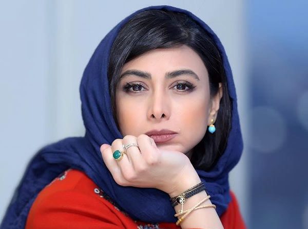شرح روز | گذر زمان باورنکردنی آزاده صمدی و مادرش از ۳۷ سال پیش akse azade samadi va madarash