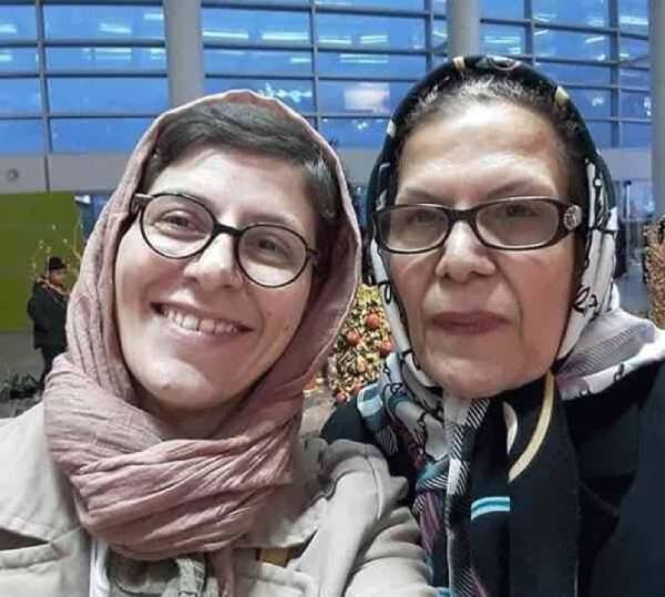 عکس سوسن پرور و مادرش