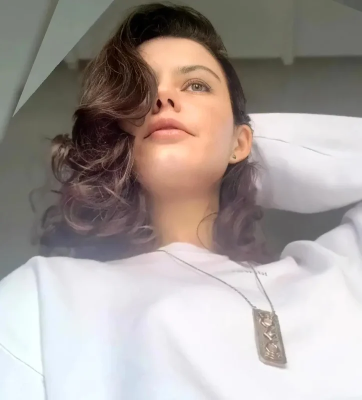 تصویر روز | عکس دیدنی و جذاب «سمر» سریال عشق ممنوع بعد 16 سال berensaat my heartbeat 1721132780 3413431625535696480 32409118141