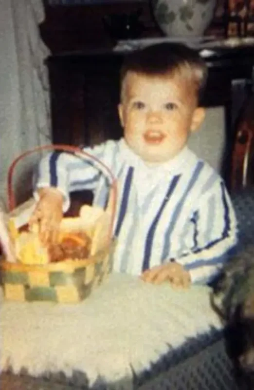 تصویر روز | عکس جذاب از دوران کودکی برد پیت brad pitts childhood photos 4 1