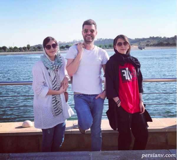 تصویر روز | باربد بابایی مجری پس از ۲۰ سال مجری جوان و دخترانش