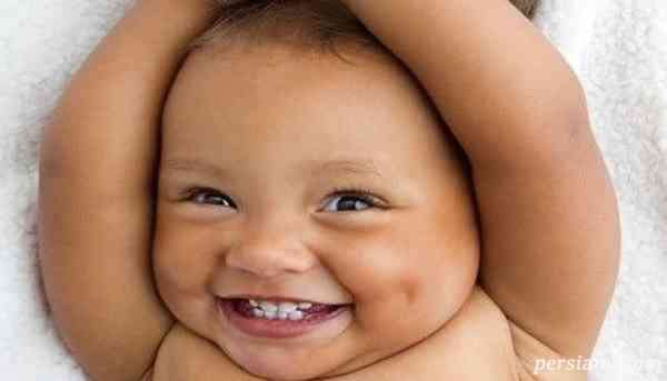 تصویر روز | شباهت چشمان هانا پاک نیت به چشمان مادر بزرگ مادری اش خصوصیات ژنتیکی نوزادان