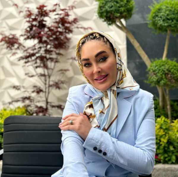 تصویر روز | سلفی الهام حمیدی با همسرش؛ رونمایی از تغییر چهره اش تیپ جذاب الهام حمیدی