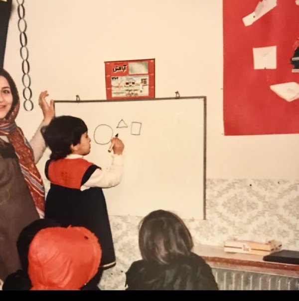 بچگی مه لقا باقری