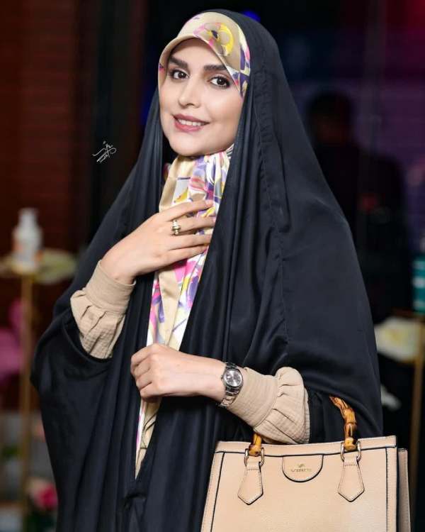 تصویر روز | مژده لواسانی با مانتو عبایی شیک مانتو مژده لواسانی