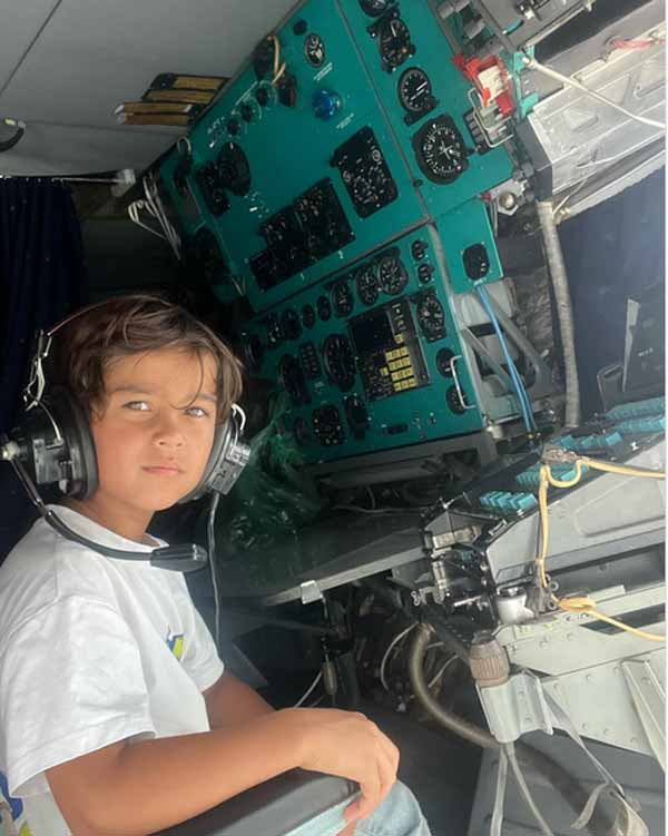 هامون سهیلی در کابین خلبان