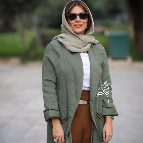 کودکی سحر دولتشاهی