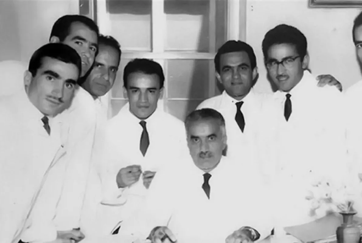 دکتر محمد قریب: نگاهی به زندگی و دستاوردهای پزشکی ایشان file 31