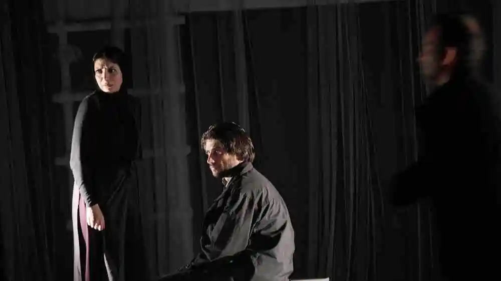 عکس ۱۶ سال قبل از شهرام حقیقتدوست و رویا میرعلمی image 1764333362381