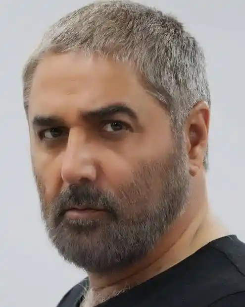 خبر روز | عکس غلام و خسروخان با بازی مهدی صبایی و مهرداد ضیایی در سریال سوجان images 1 24