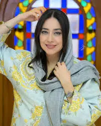 تصویر روز | بهاره کیان افشار در هتل سنتی و رونمایی از استایل شیکش images 117
