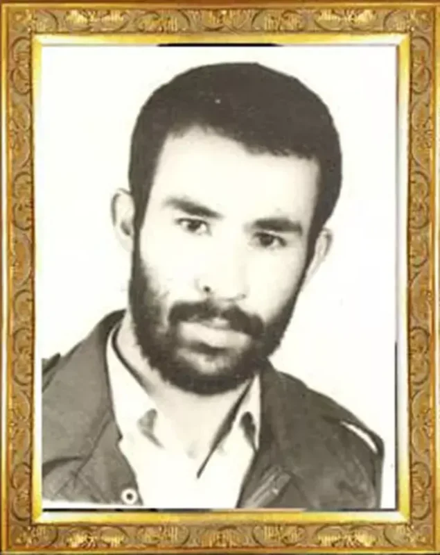 خبر روز | تصویر عبدالله روا در کنار مادرش و پدرش شهید جهانگیر روا 7 jahangir 3