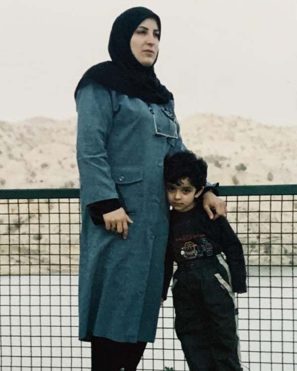 خواهر علی شادمان