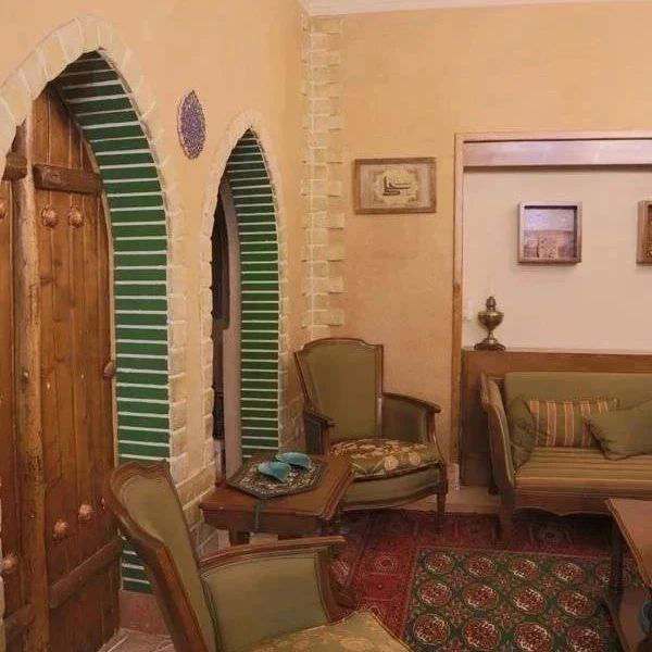 خانه مجری معروف