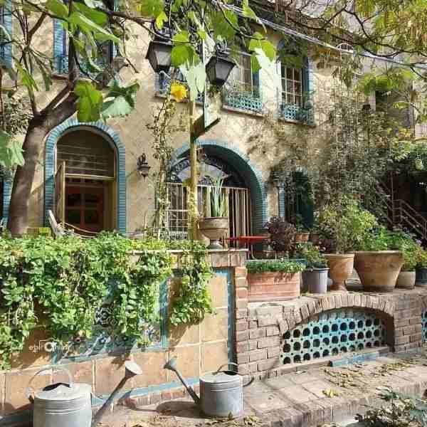 خانه اقبال واحدی