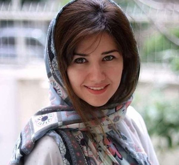 khaneh-pedari-nilufar-estakhri-1 خانه پدری نیلوفر استخری