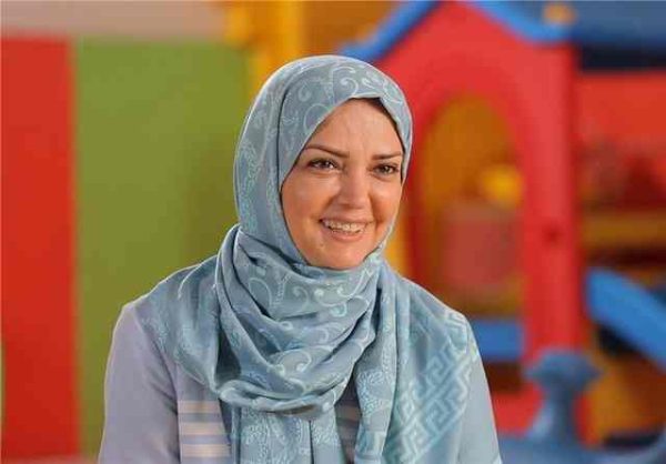 خانم بهار مجری برنامه کودک