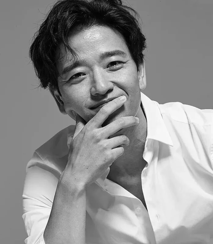 خبر روز | استایل دیدنی «مدیر سایونگ» سریال جومونگ در 40 سالگی maestrokkr 1510241322 1644345849108767760 1246216903