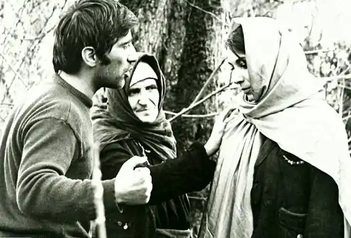 سفر به گذشته | بهرام بیضایی در حال گفتگو با «پروانه معصومی» نقش بانوتی در یوسف mahdi taghipourofficial 1669148744 2977357924946519050 4947547150 11zon