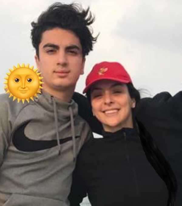 مارال بنی آدم با پسرش