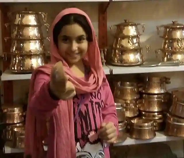 باران کوچولوی آوای باران در بازار مسگرهای یزد mobina.atashi83 1428174958 955923294466741535 1508018460