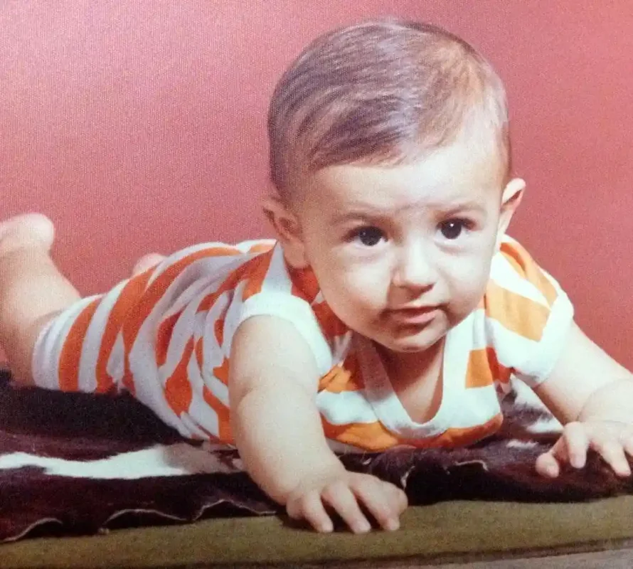 خبر روز | عکس بچگی محمدرضا رهبری «جواد جوادی» سریال بچه مهندس 4 mohammadreza rahbarii 1439770284 1053191939105786786 1960698361 1